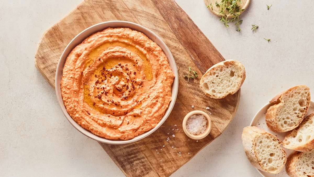 Feta-Paprika Dip (Htipiti)