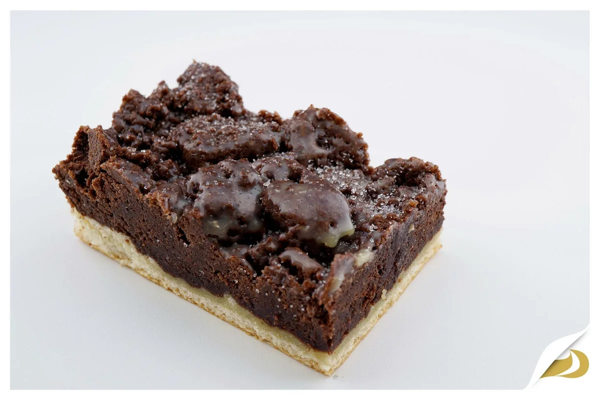 Kuchen mit falschem Hefeteig und Schokostreuseln